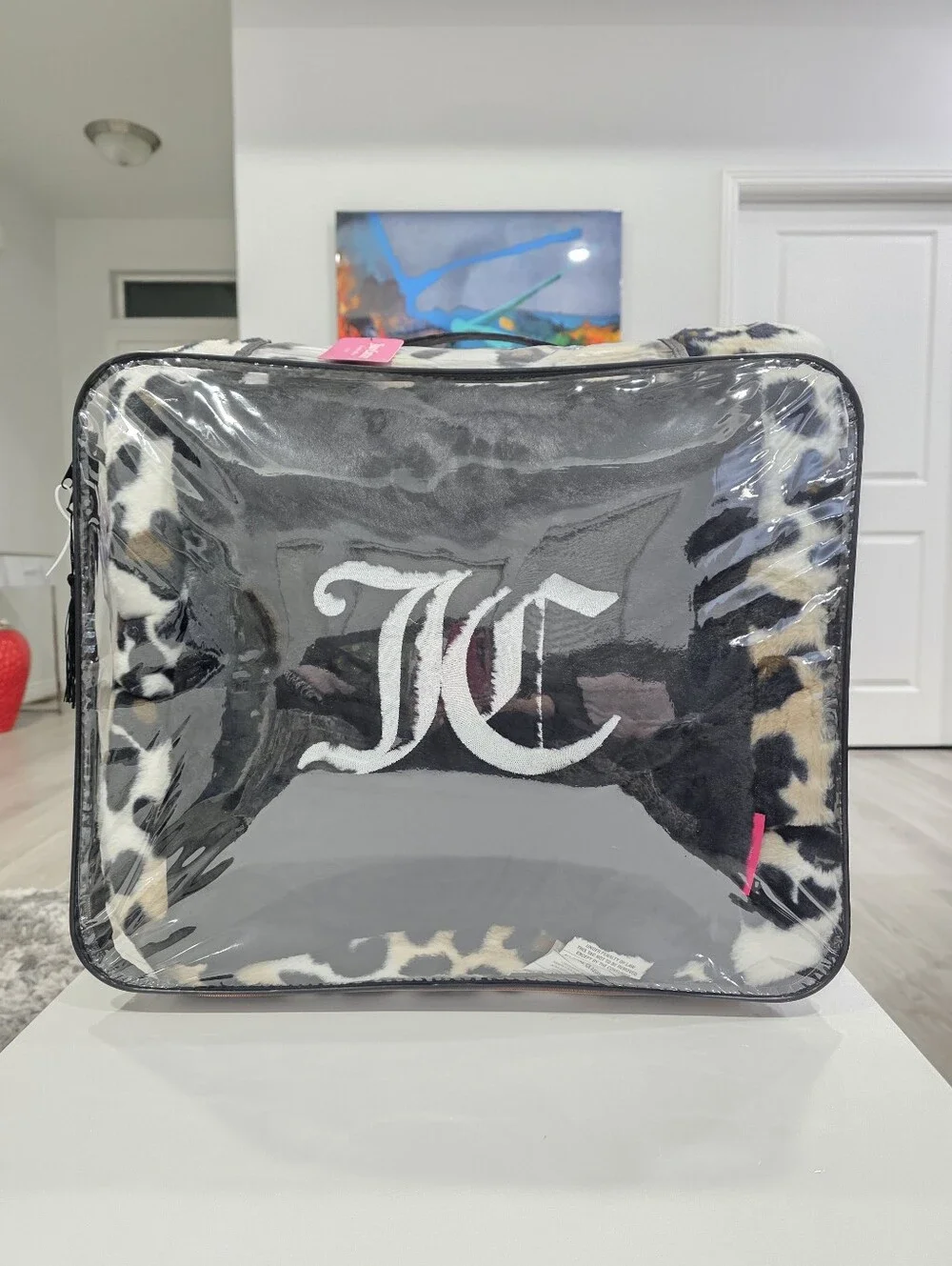 Juicy Couture QUEEN 4 Piece Leopard Faux Fur Comforter Set New Viral